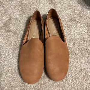 Gently worn toms flats
